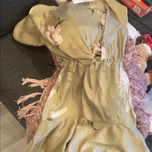 Zara floral mini print dress with knot green Nwt - Picture 6 of 6